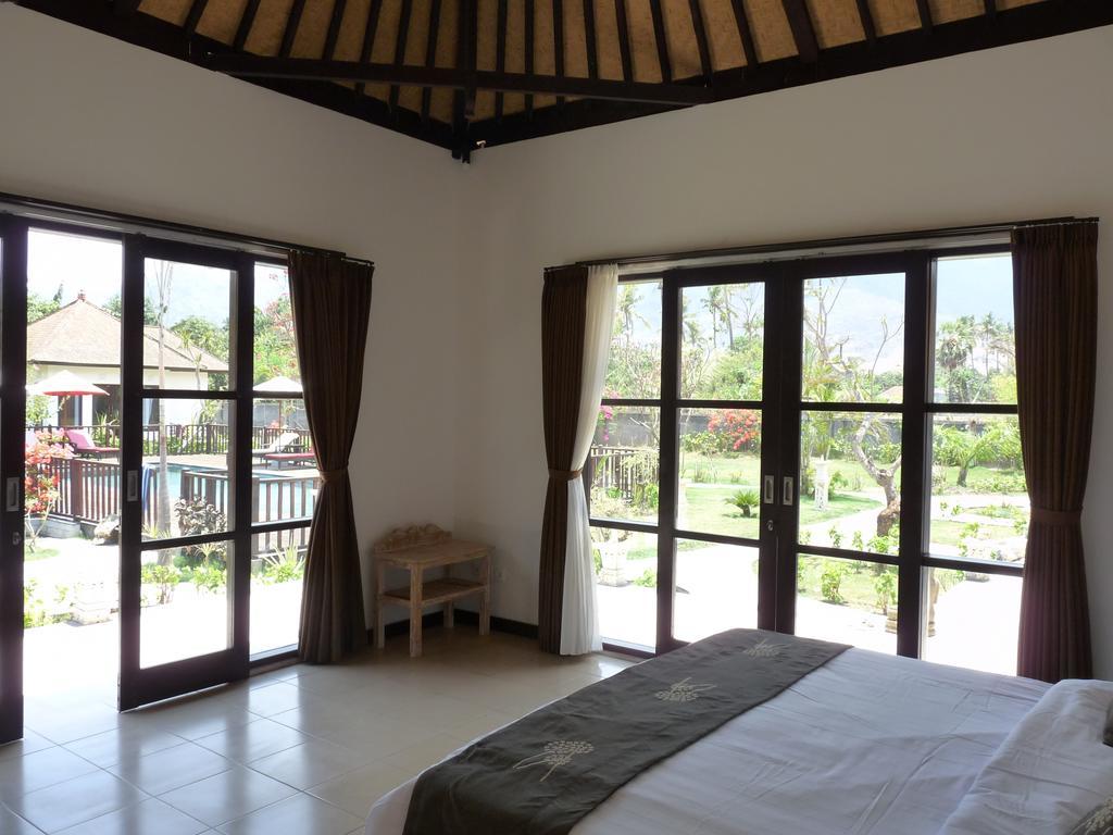 Taman Dewi Sri Villa Et Bungalow Pemuteran Cameră foto