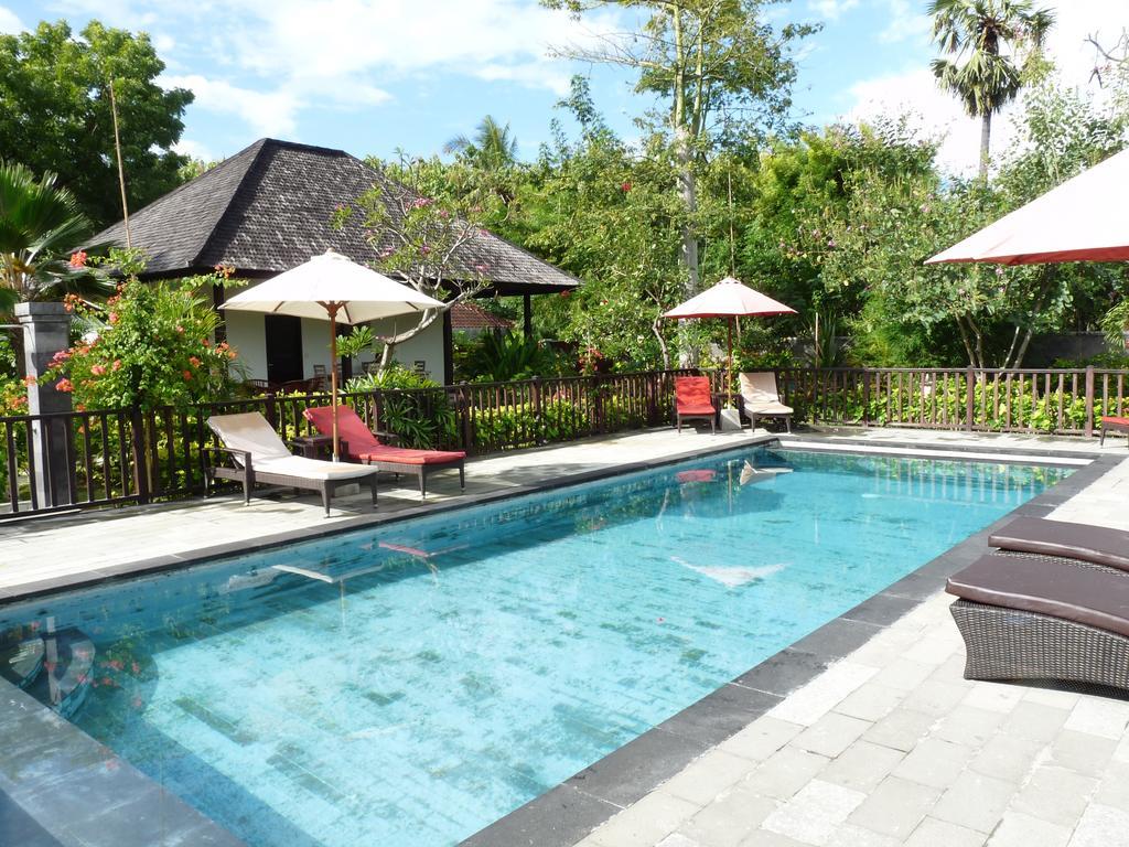Taman Dewi Sri Villa Et Bungalow Pemuteran Exterior foto