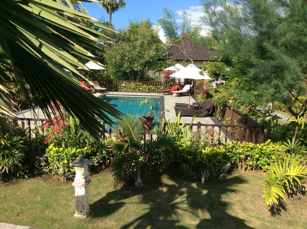 Taman Dewi Sri Villa Et Bungalow Pemuteran Exterior foto